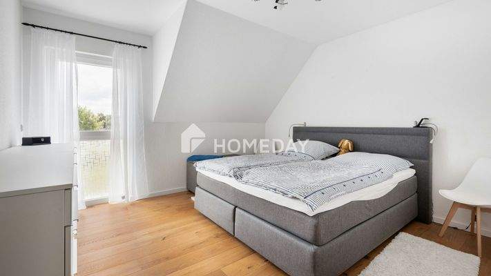 1. OG Schlafzimmer 1