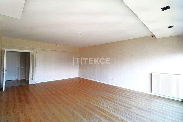 Apartments with Swimming Pools in Beylikdüzü İstanbul