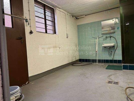 Waschkeller mit Außentreppe