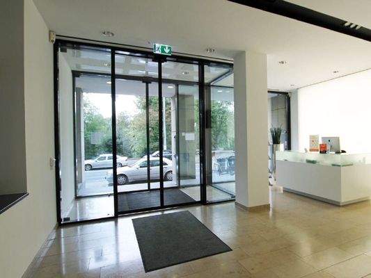 Eingangsbereich und Empfang