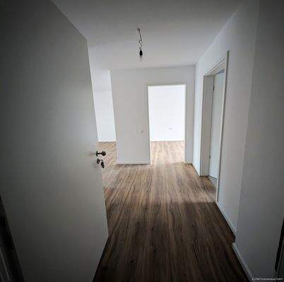 Wohnung 2 - Eingangsbereich mit Diele 