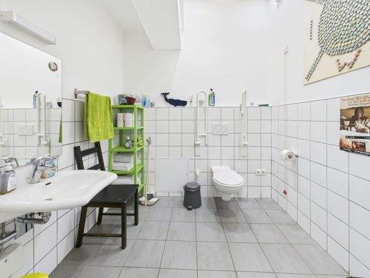 Gäste-WC (Ladenfläche)