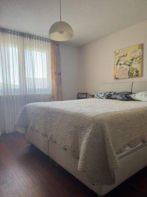 Ein Schlafzimmer von 3