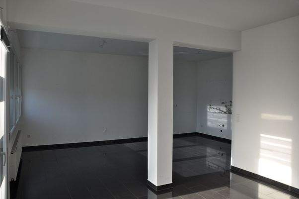 Wohnzimmer+ offene Küche