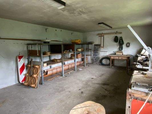 Werkstat unter Garagen