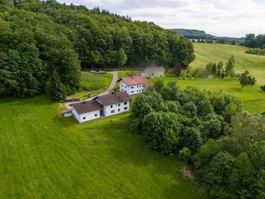 2 Wohnhäuser in naturnaher Außenbereichslage