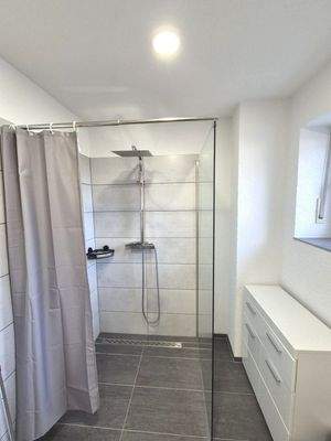 Dusche behindertengerecht