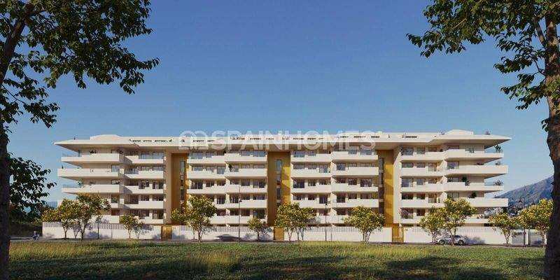 Apartments 3.7 Km from the Sea in Los Pacos Fuengirola