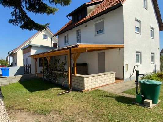 Überdachte Terrasse