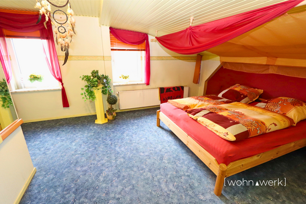 OG Elternschlafzimmer.JPG