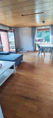 Esszimmer mit Terrassenzugang