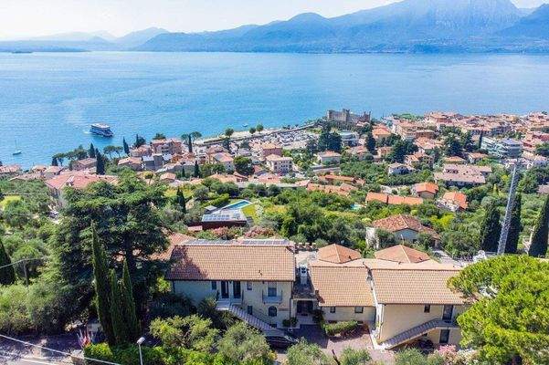 Tecnocasa Torri 0148.JPG