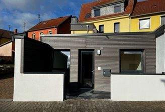 Vorderansicht mit Eingang