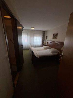 Gästezimmer Bild 5.jpeg