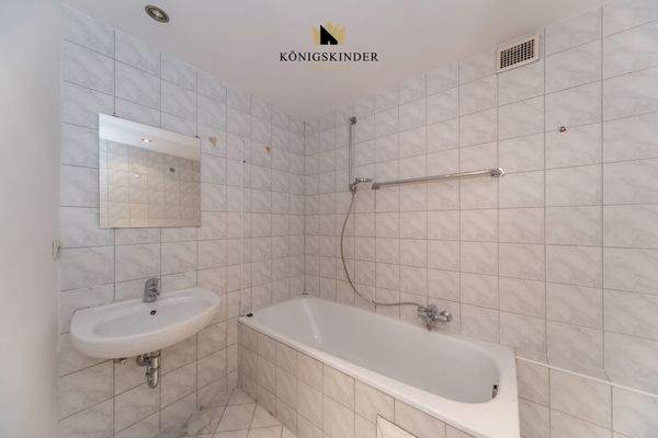 -lässt sich das Badezimmer bei Bedarf stilistisch daran anpassen