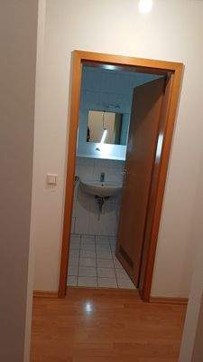 Flur zum Bad.jpg