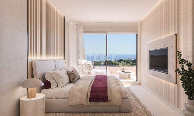 Apartments in Complex Near Golf Course in Torrequebrada Benalmadena
