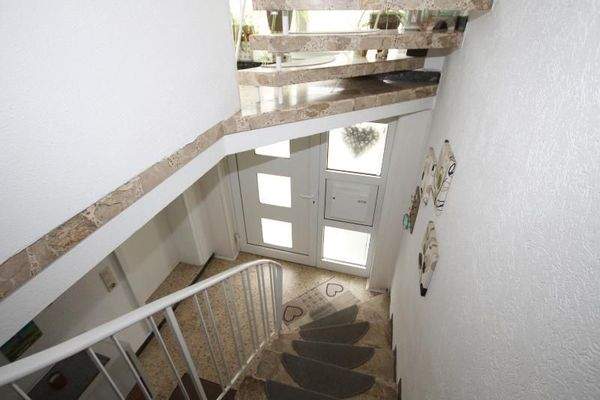 Treppenhaus / Eingangsbereich