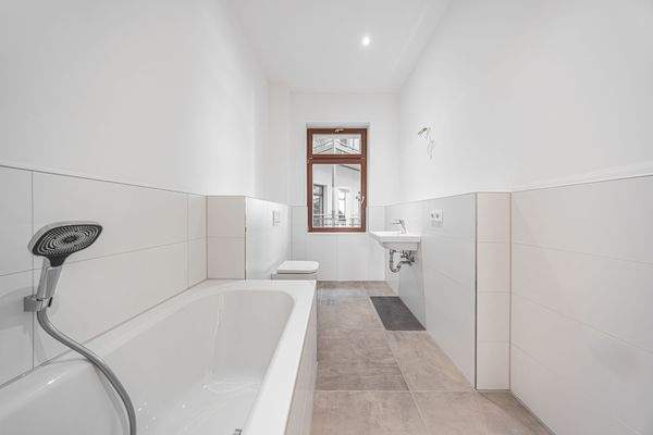 Modernes Tageslichtbad