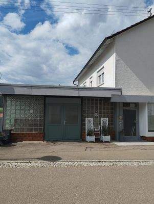 Vorderansicht Gewerbe