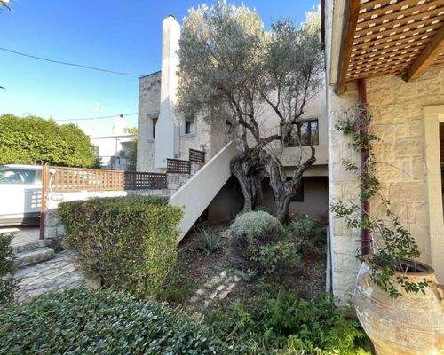 Kreta, Mixorrouma: Geräumige Villa mit separatem Gästeapartment zu verkaufen