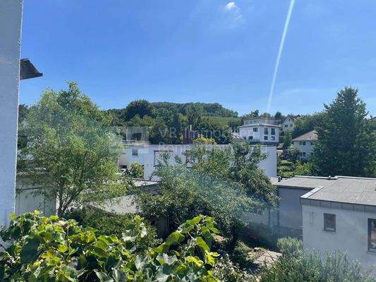 Blick vom Balkon auf die Nachbarschaft 