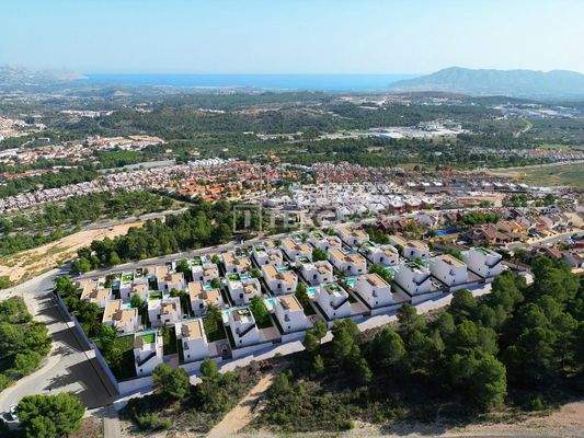 Luxurious Detached Villas with Pool in Polop Costa Blanca