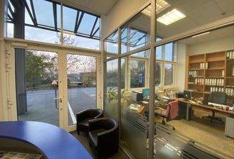 Sonniger Kundenempfang