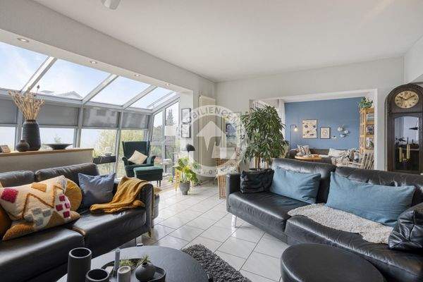 Wohnzimmer Hauptwohnung