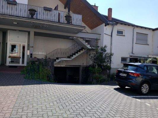 8Parkplätze z an der Saunst1 u