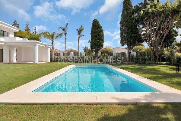 Fantastically Located Villas in a Sought After Area of Marbella