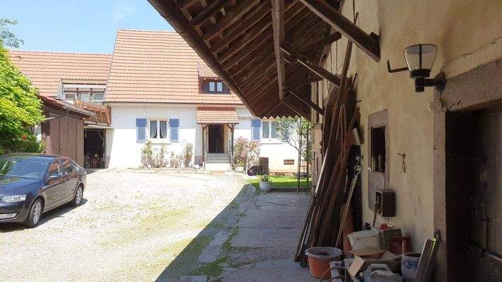 Zufahrt Haus und Scheune