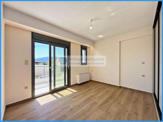 ab46cba025524071b4311f89a8852aa7-original