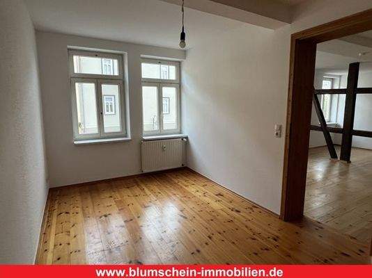 Blick Kinder- oder Arbeitszimmer