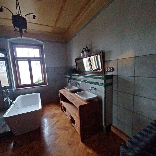 Mega schöne historische 4 Raum Wohnung Werdau Stadtrand zu vermieten - Foto 3