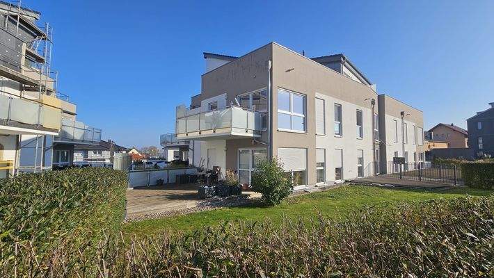 straßenseitige Ansicht