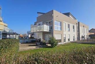 straßenseitige Ansicht