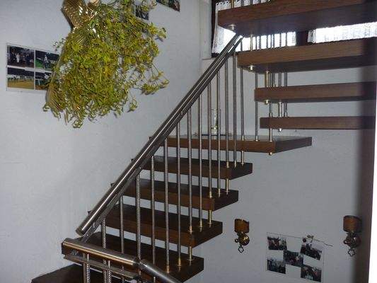 Treppenaufgang DG (2)