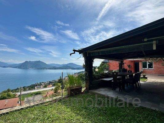 015 giardino portico.jpg