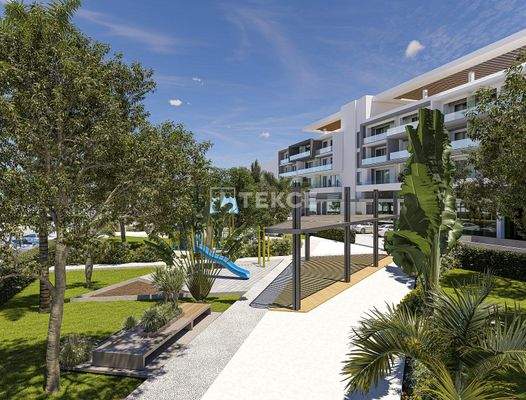Apartments for Sale in a Mixed Project in İskele Long Beach