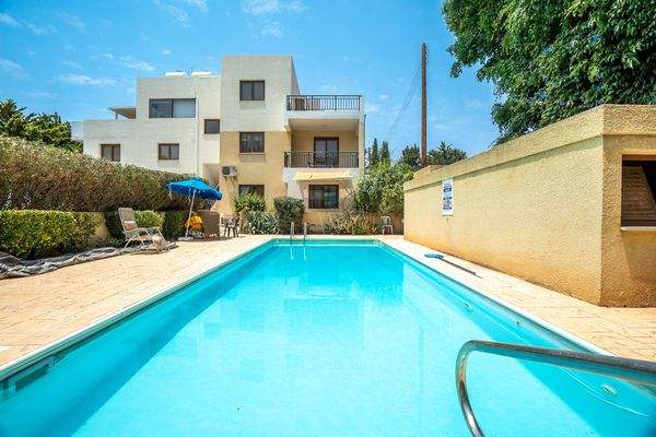 715955-penthouse-for-sale-in-kato-paphos-universal