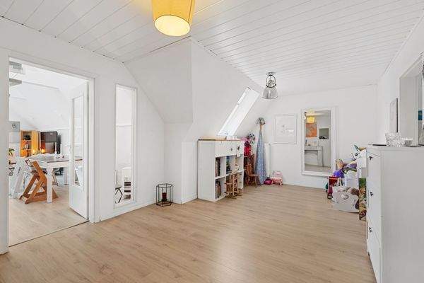 Offenes Vorzimmer im Obergeschoss