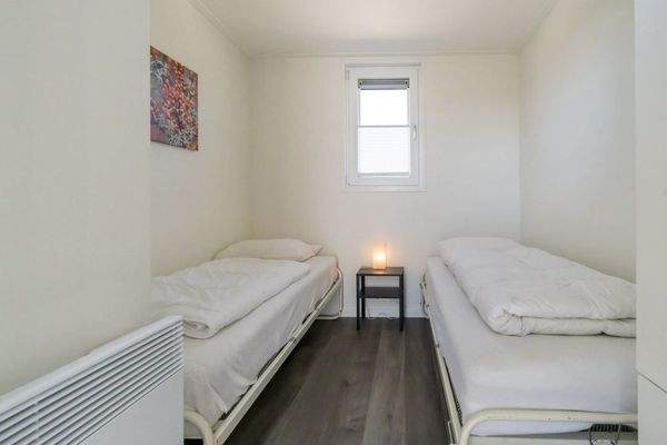 Hoofdslaapkamer Duinvilla Schouwen Duin Kledingkas