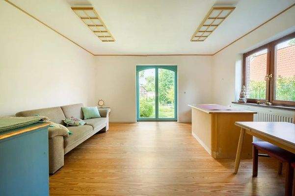 EG Zimmer 3 mit Gartenzugang