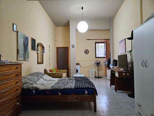 Kreta, Sisi: Erdgeschosswohnung im Dorfzentrum zu verkaufen