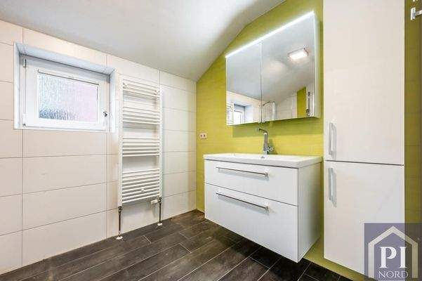 Duschbad mit Tageslicht 