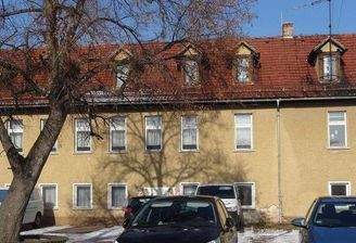 Schule-Ansicht vorn_geschnitten.JPG