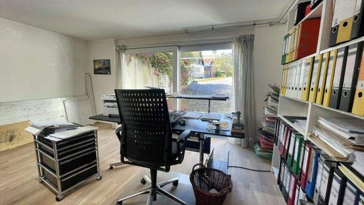 Arbeitszimmer/ Gästezimmer/ Hobbyraum