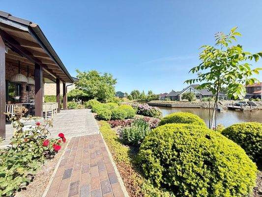 Terrasse mit Wasserblick