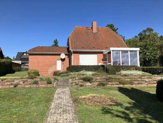 Rückseite mit Wintergarten